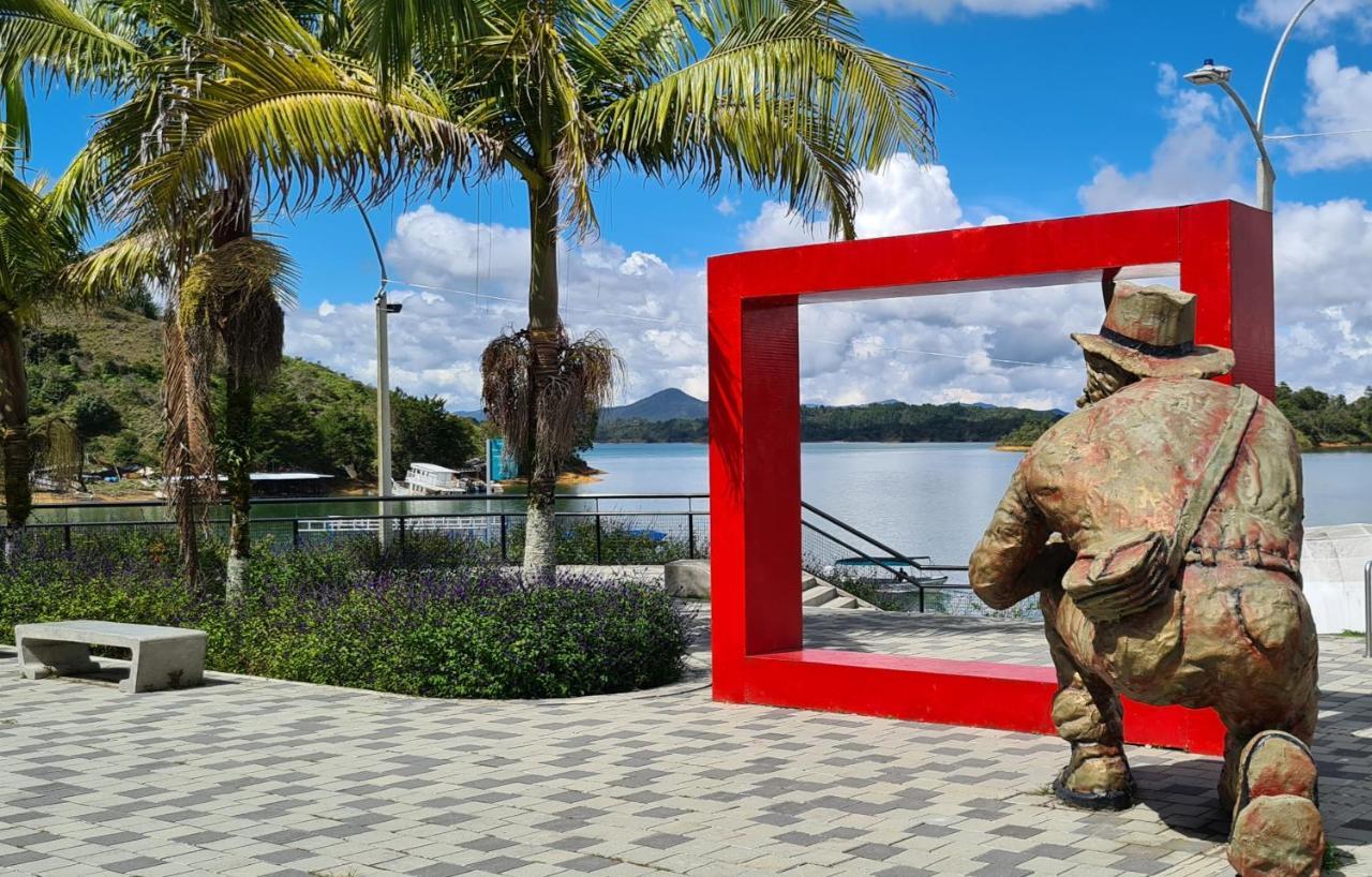 Domus Glamping Hotel Guatape Bagian luar foto