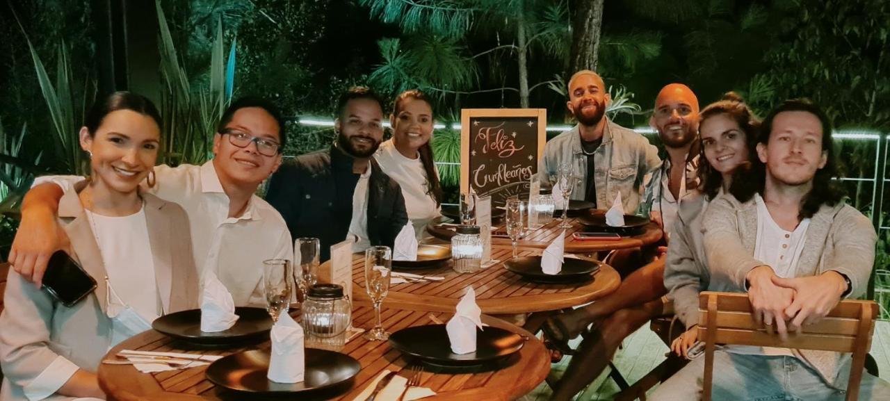 Domus Glamping Hotel Guatape Bagian luar foto