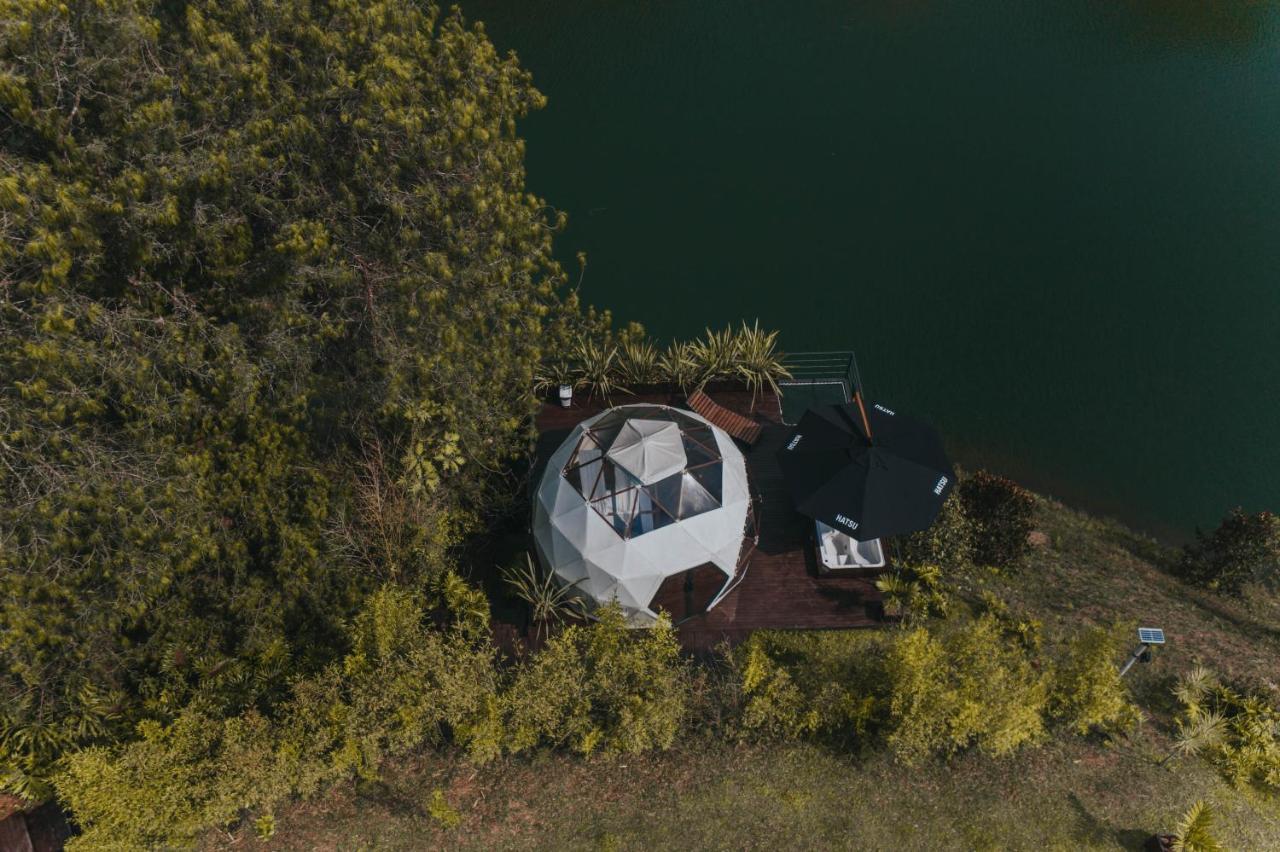 Domus Glamping Hotel Guatape Bagian luar foto
