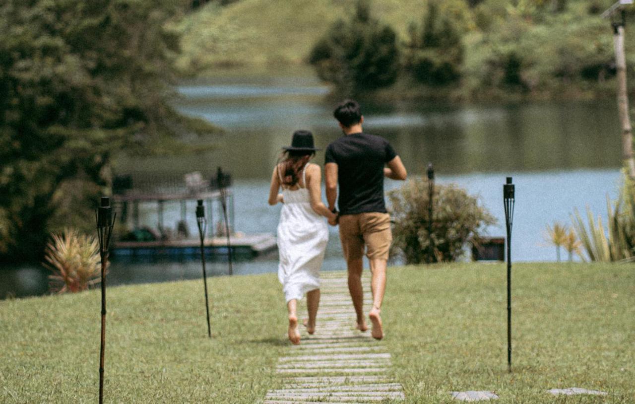 Domus Glamping Hotel Guatape Bagian luar foto