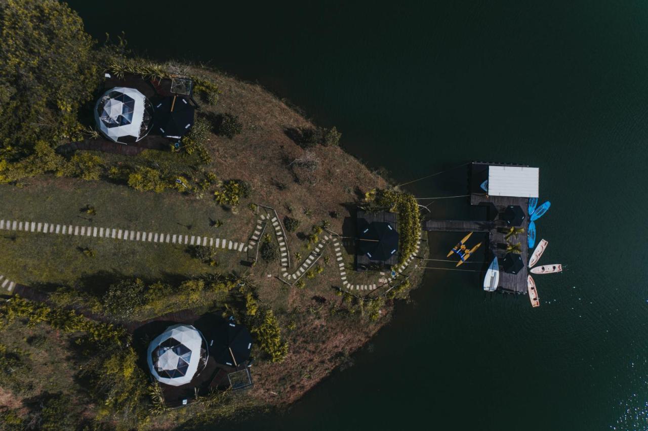 Domus Glamping Hotel Guatape Bagian luar foto